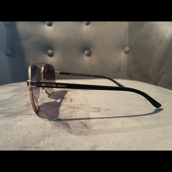 Michael Kors Aviators - Picture 2 of 2